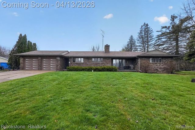 11080 Lapeer Road, Davison, MI 48423