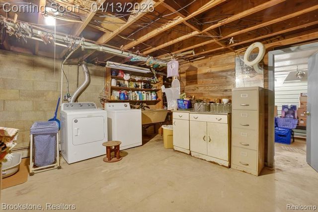 11080 Lapeer Road, Davison, MI 48423