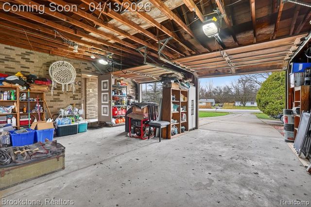 11080 Lapeer Road, Davison, MI 48423