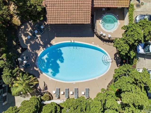 13765 Ruette Le Parc F, Del Mar, CA 92014