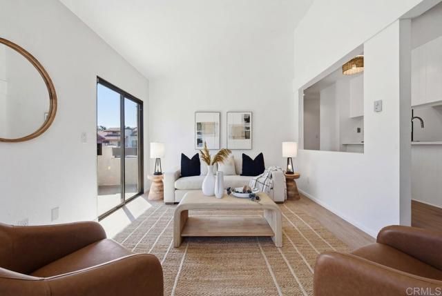 13765 Ruette Le Parc F, Del Mar, CA 92014