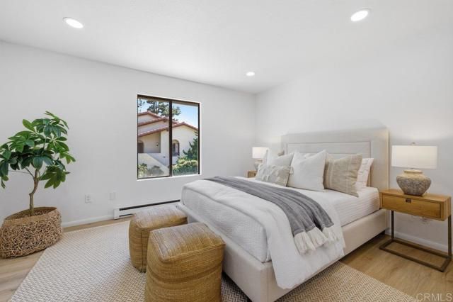 13765 Ruette Le Parc F, Del Mar, CA 92014