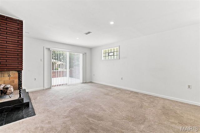 15 Harneywold Drive, St Louis, MO 63136