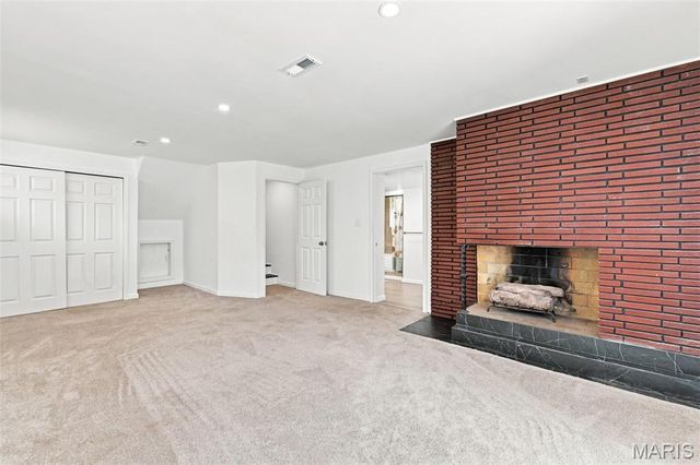 15 Harneywold Drive, St Louis, MO 63136