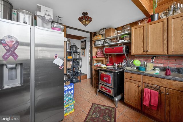 125 NATIONAL FOREST ACCESS RD, Luray, VA 22835