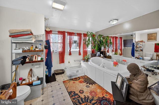 125 NATIONAL FOREST ACCESS RD, Luray, VA 22835