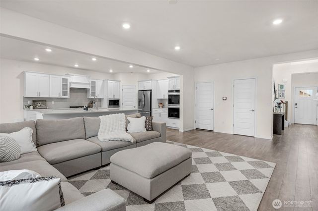 905 119th Avenue SE, Lake Stevens, WA 98258