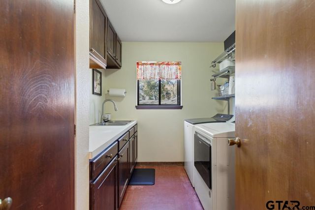 6109 Quail Creek Drive, Tyler, TX 75703