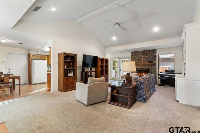 6109 Quail Creek Drive, Tyler, TX 75703