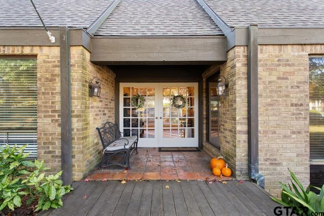 6109 Quail Creek Drive, Tyler, TX 75703