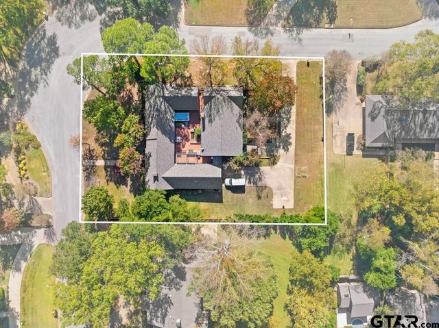 6109 Quail Creek Drive, Tyler, TX 75703