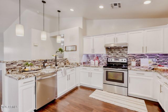 22006 N 34th Lane, Phoenix, AZ 85027