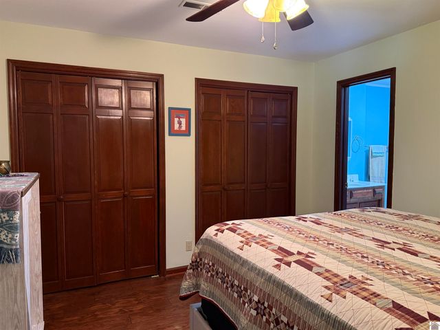 74 Pleasant Hill Lane, Gilbertsville, KY 42044