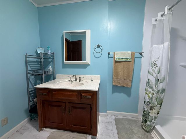 74 Pleasant Hill Lane, Gilbertsville, KY 42044