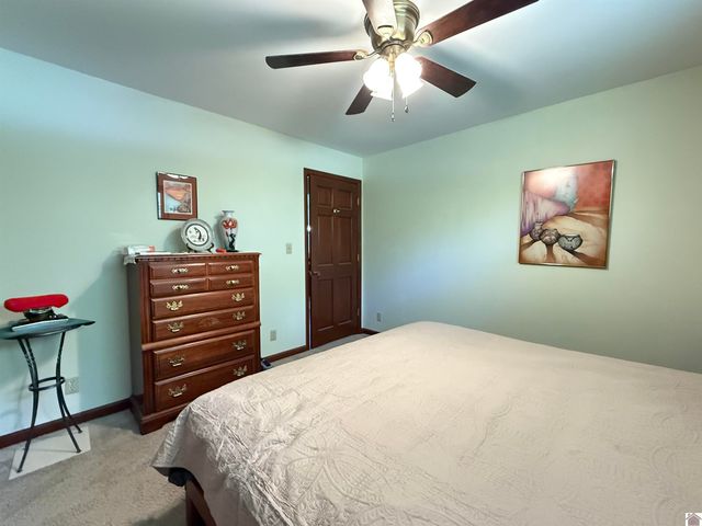 74 Pleasant Hill Lane, Gilbertsville, KY 42044