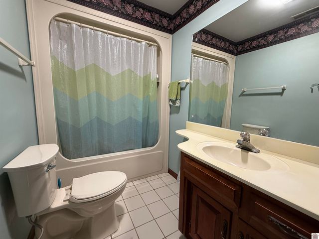 74 Pleasant Hill Lane, Gilbertsville, KY 42044