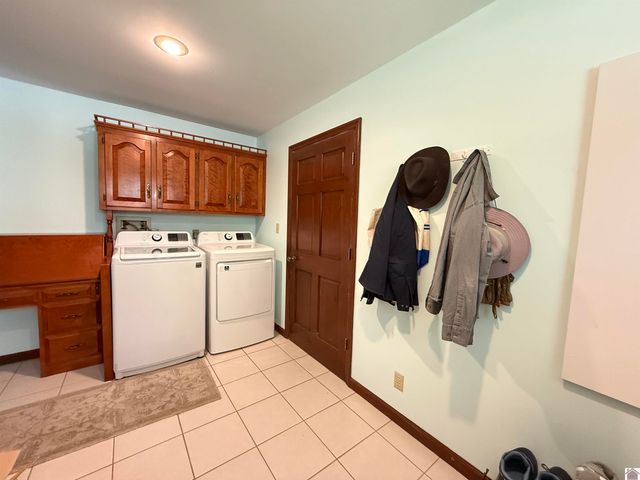74 Pleasant Hill Lane, Gilbertsville, KY 42044