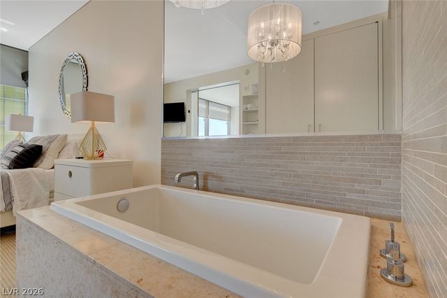 3722 Las Vegas Boulevard 2608, Las Vegas, NV 89158