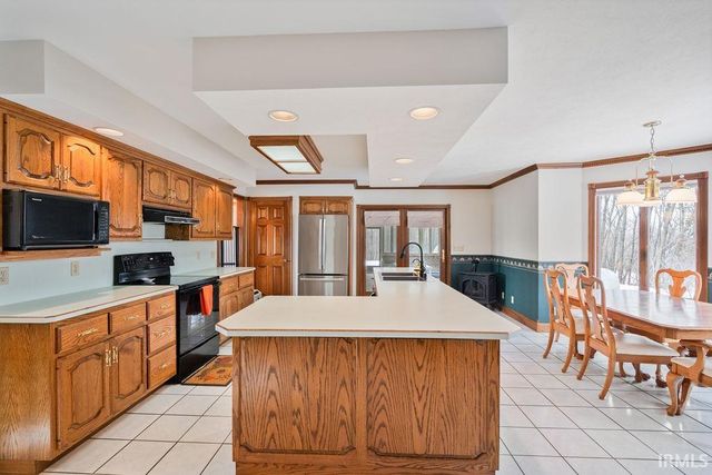 12208 W 00 NS, Russiaville, IN 46979