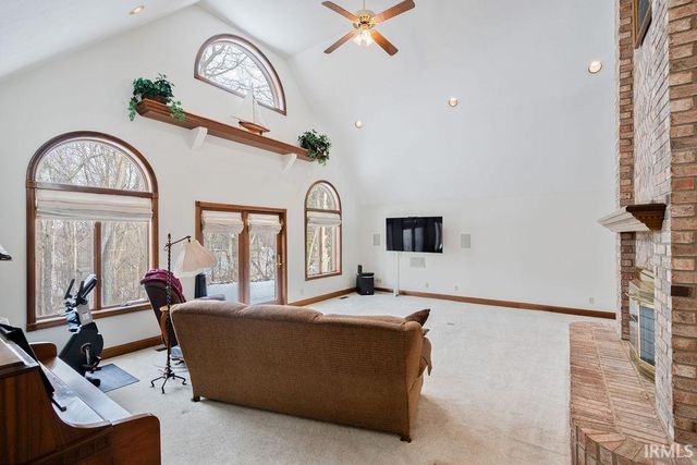 12208 W 00 NS, Russiaville, IN 46979