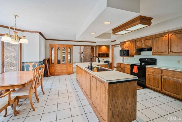 12208 W 00 NS, Russiaville, IN 46979