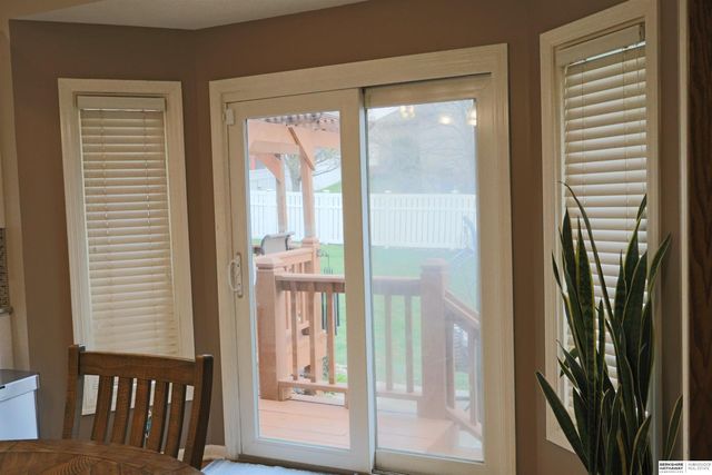 14121 Jaynes Street, Omaha, NE 68164