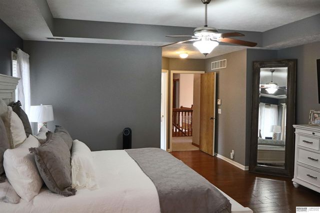 14121 Jaynes Street, Omaha, NE 68164