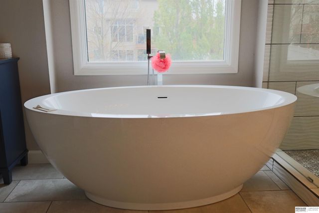 14121 Jaynes Street, Omaha, NE 68164