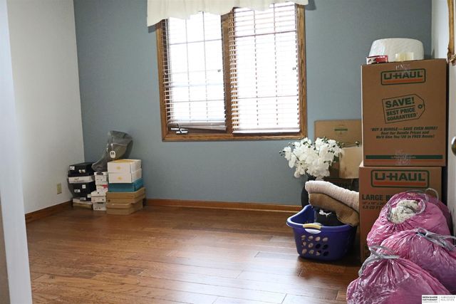 14121 Jaynes Street, Omaha, NE 68164