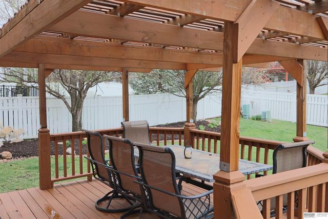 14121 Jaynes Street, Omaha, NE 68164