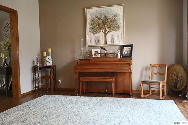 14121 Jaynes Street, Omaha, NE 68164