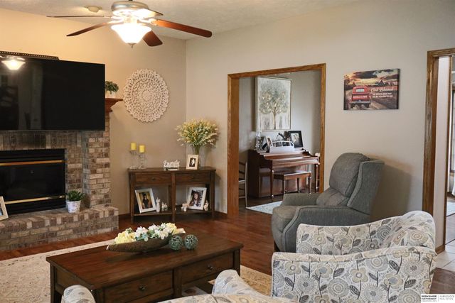 14121 Jaynes Street, Omaha, NE 68164