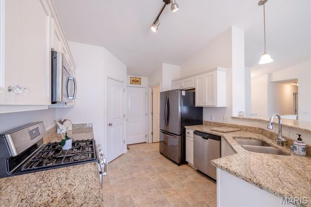 117 Falcons Crest Drive, Wright City, MO 63390