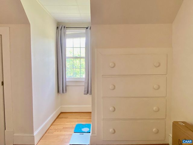 210 W GORDON AVE, Gordonsville, VA 22942