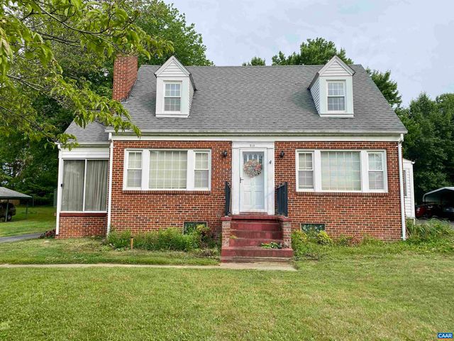 210 W GORDON AVE, Gordonsville, VA 22942