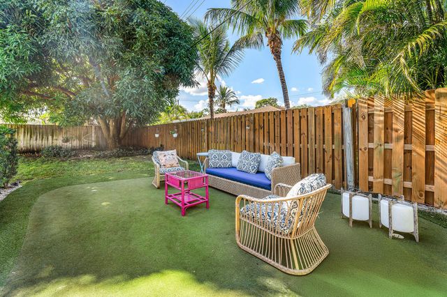 514 N Dover Road, Tequesta, FL 33469