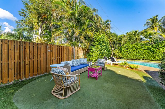 514 N Dover Road, Tequesta, FL 33469