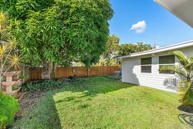 514 N Dover Road, Tequesta, FL 33469