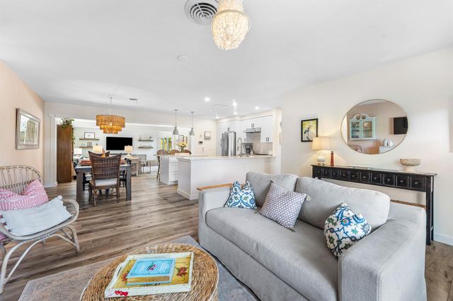 514 N Dover Road, Tequesta, FL 33469