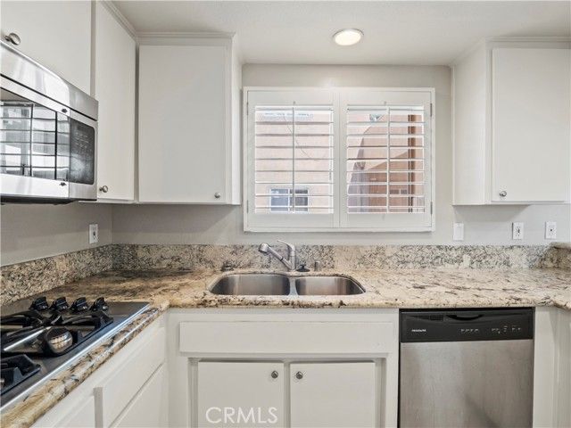 4301 Fulton Avenue 303, Sherman Oaks, CA 91423