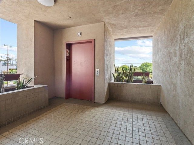 4301 Fulton Avenue 303, Sherman Oaks, CA 91423