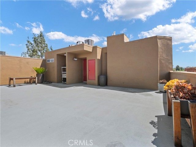 4301 Fulton Avenue 303, Sherman Oaks, CA 91423