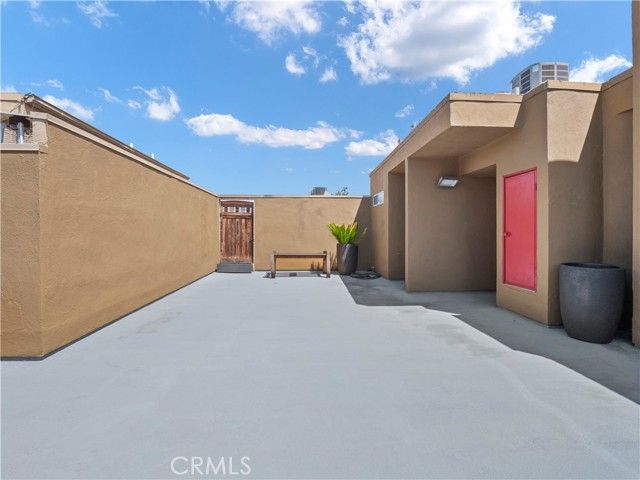 4301 Fulton Avenue 303, Sherman Oaks, CA 91423