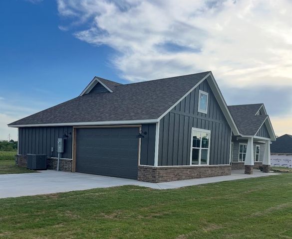 4601 Pigeon Run, Shawnee, OK 74804
