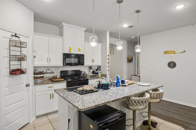 2124 Pacific Avenue, Anna, TX 75409