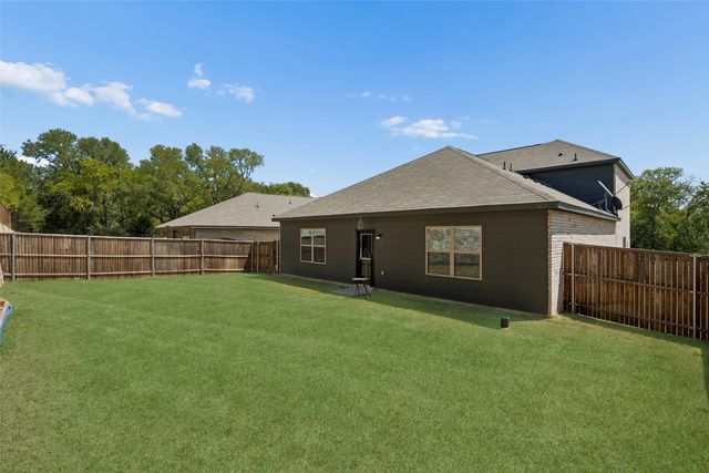 2124 Pacific Avenue, Anna, TX 75409