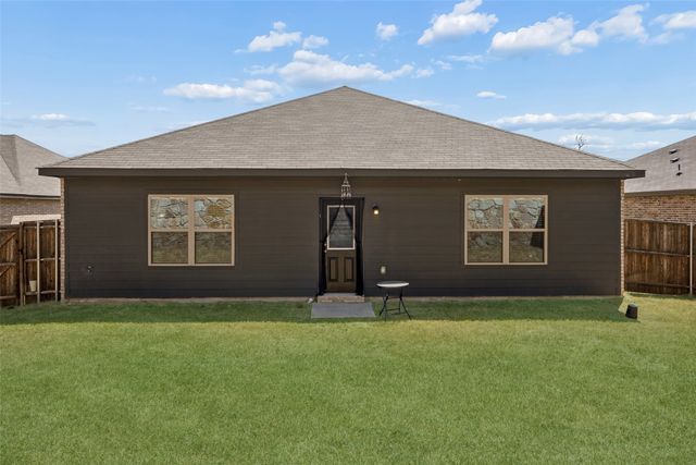 2124 Pacific Avenue, Anna, TX 75409