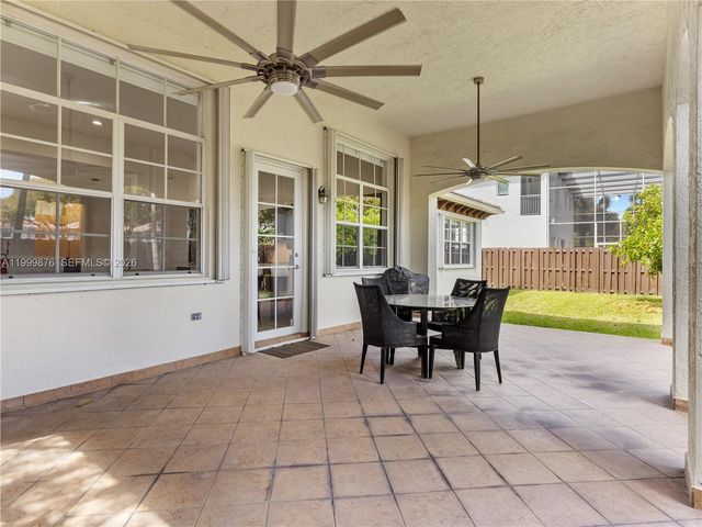 11339 NW 71st St 11339, Doral, FL 33178