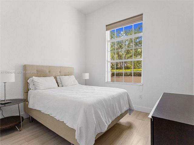 11339 NW 71st St 11339, Doral, FL 33178