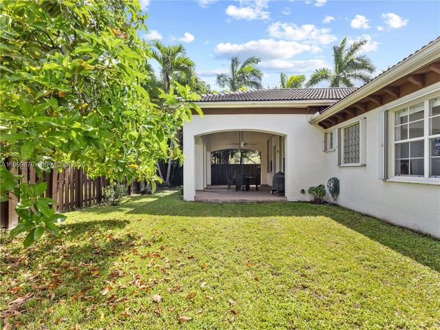 11339 NW 71st St 11339, Doral, FL 33178